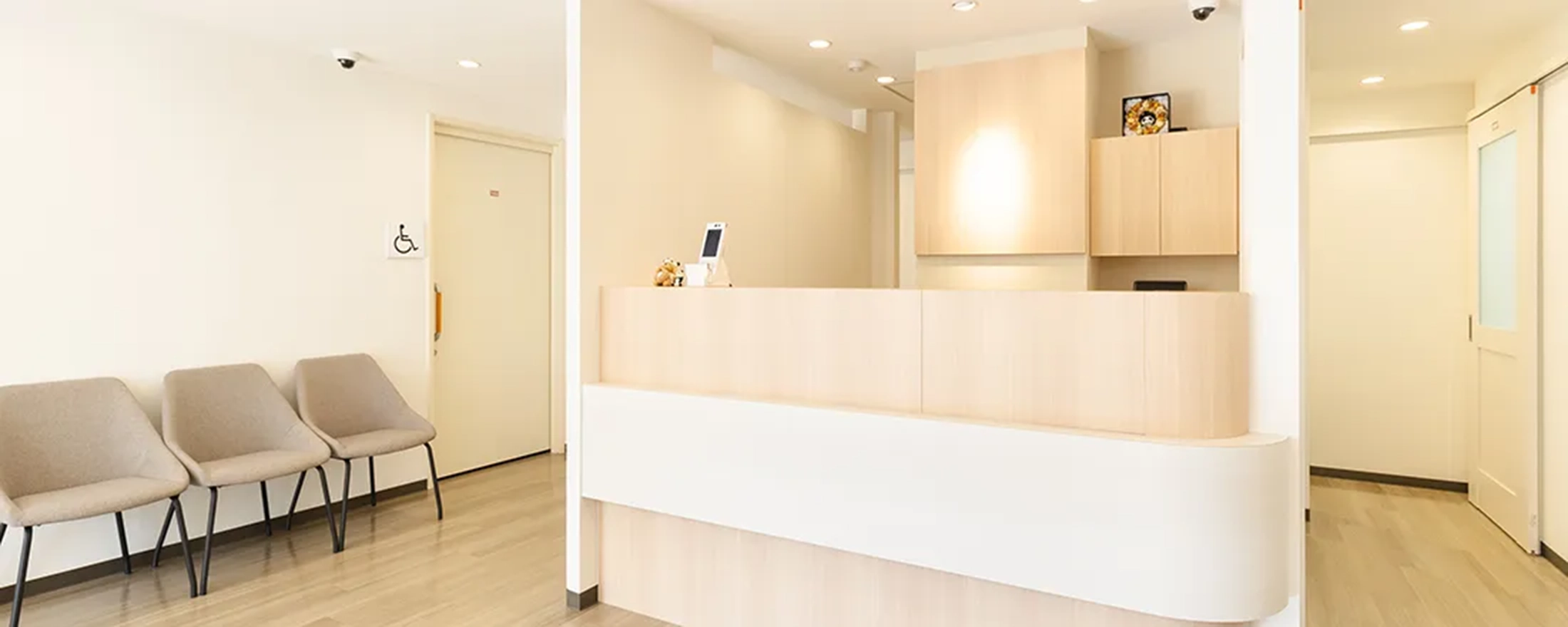 お子さまを歯医者さんに連れて行くべきタイミングについて